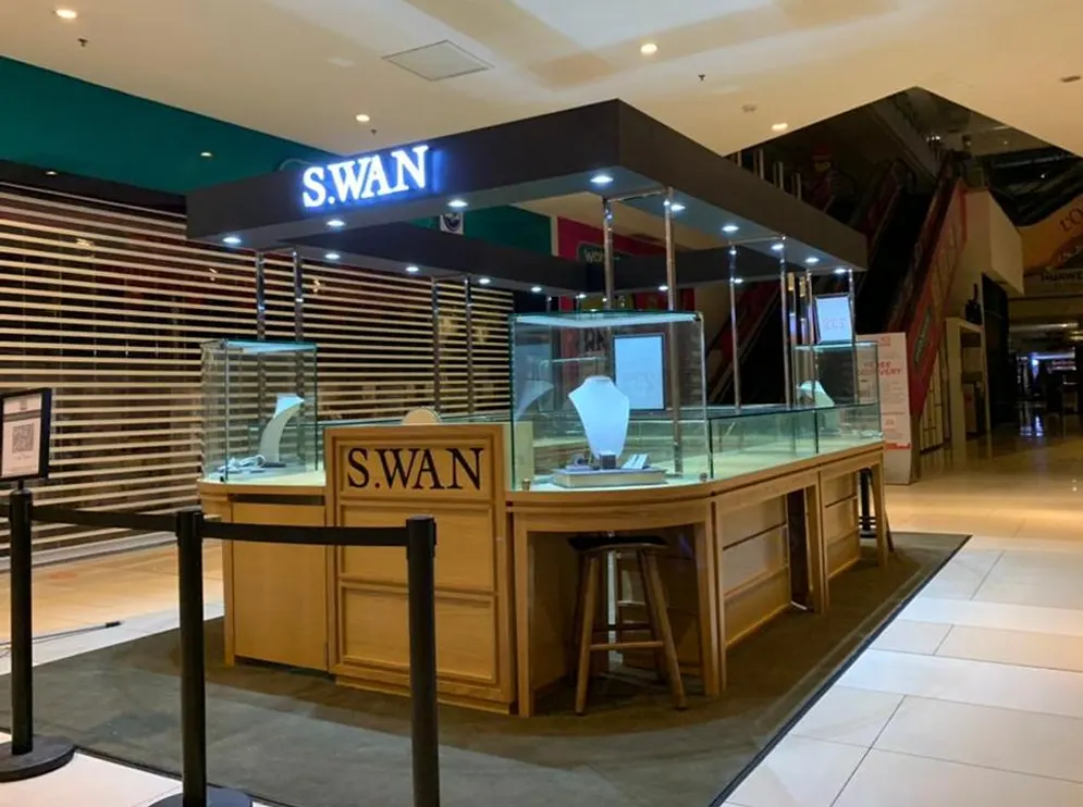 S. WAN GOLD JEWELLERY KIOSK AT IOI CITY MALL, PUTRAJAYA
